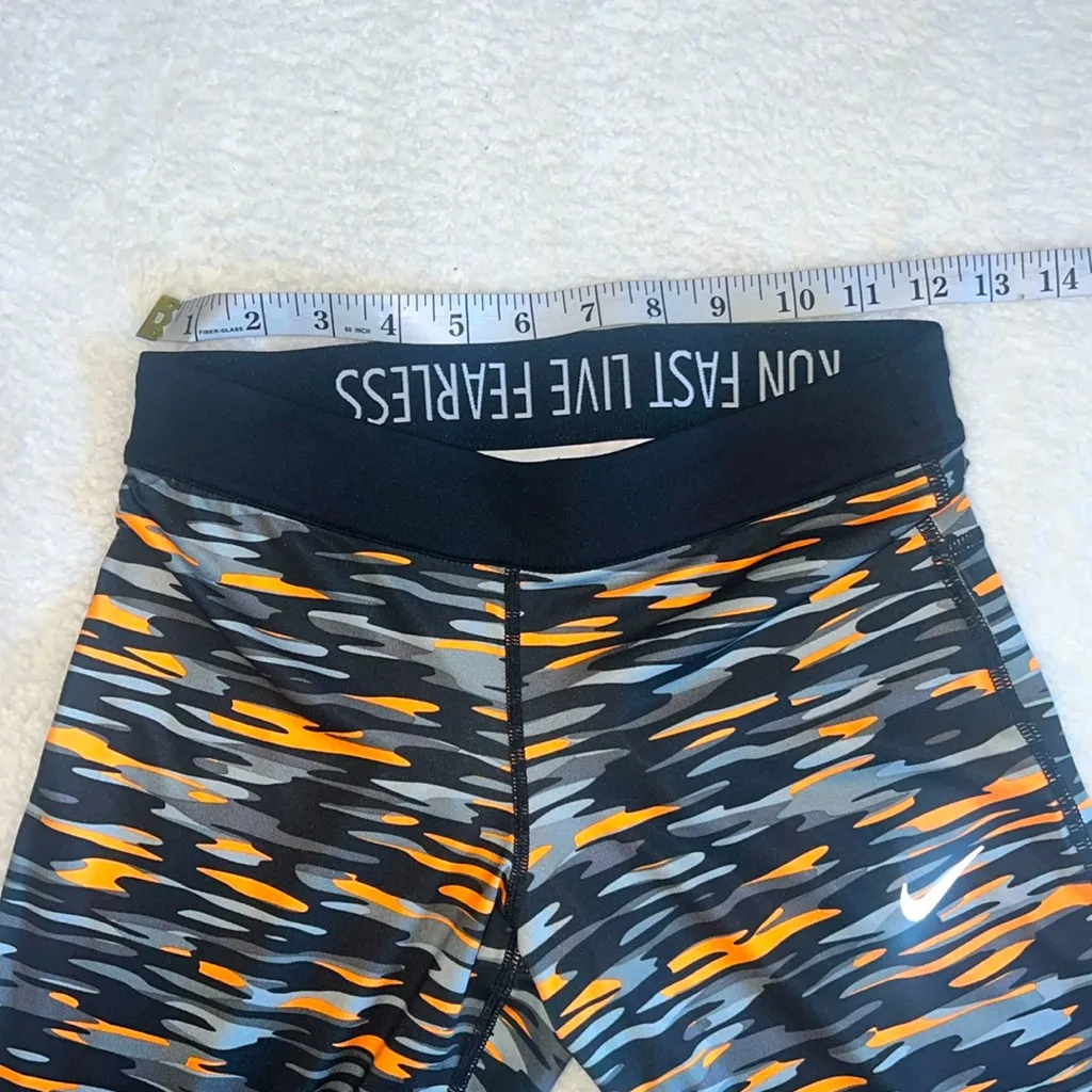 Nike Dri-Fit‎ Crop Leggings- Size XS - Image 2