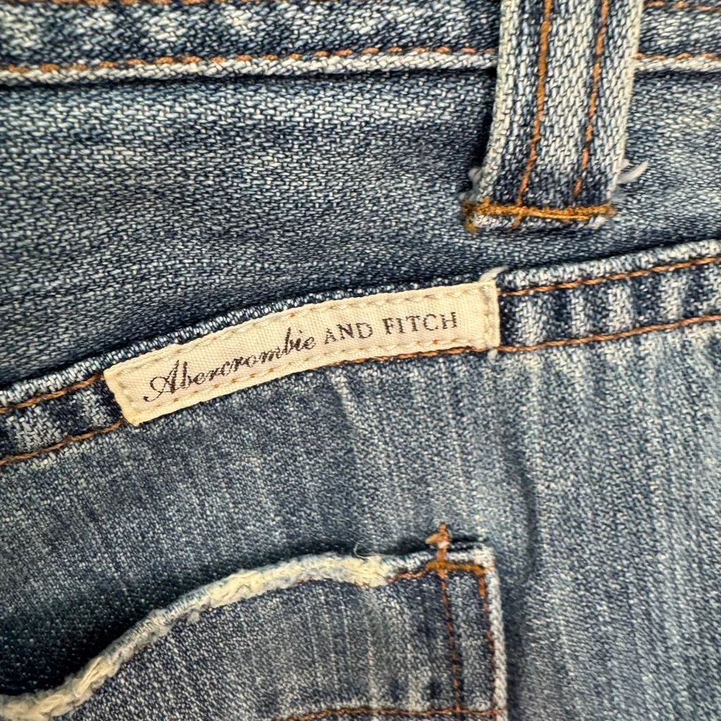 Vintage Late 90s / Y2K Abercrombie Low Rise Wide Leg Jeans‎ Medium Wash - Image 9