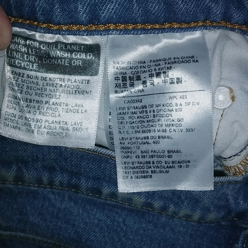 Levis 501 27 High Waisted Raw Hem Jeans Shorts - Image 6