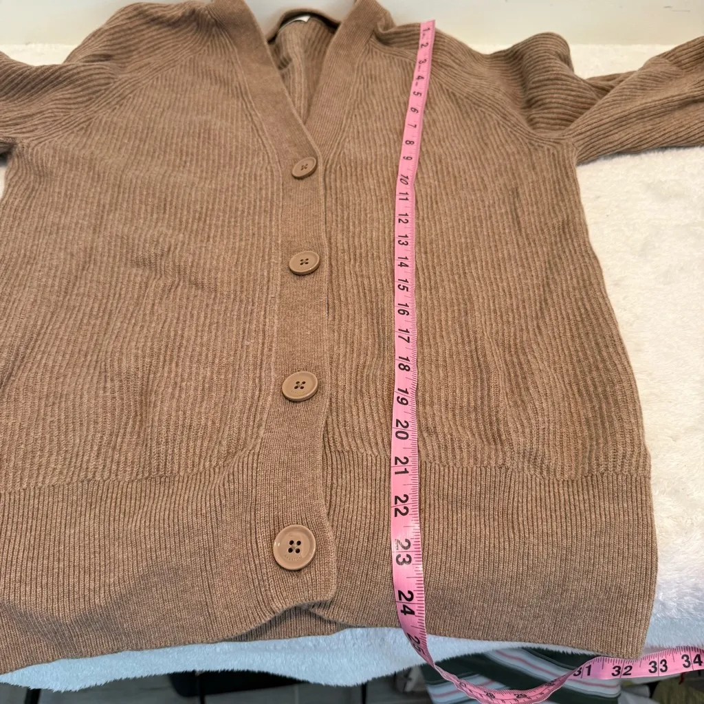 Aritzia Babaton Bespoke Tan Ribbed Vneck Cardigan Sweater Ribbed brown 2XS - Image 9