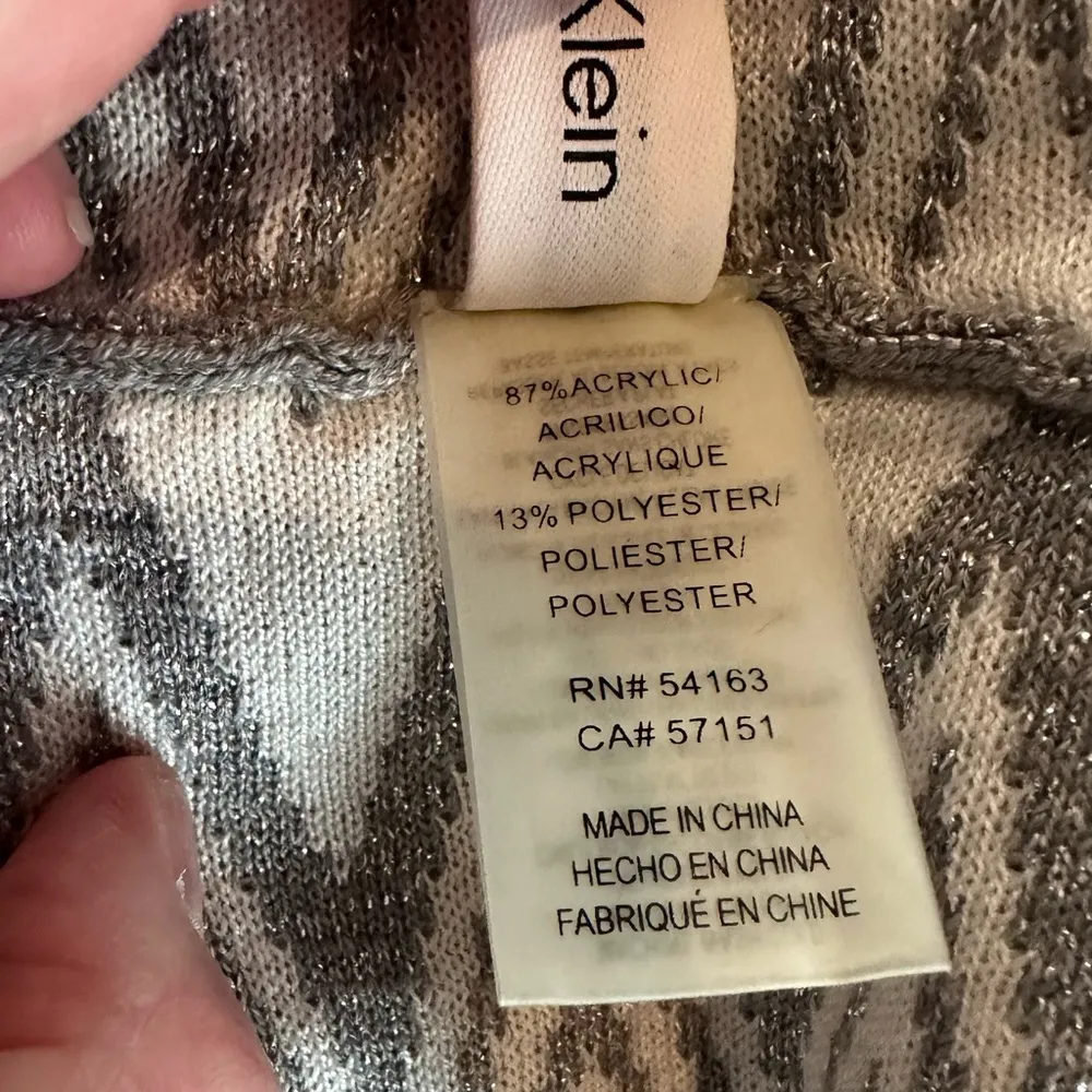 Calvin Klein Infinity Scarf - Image 8