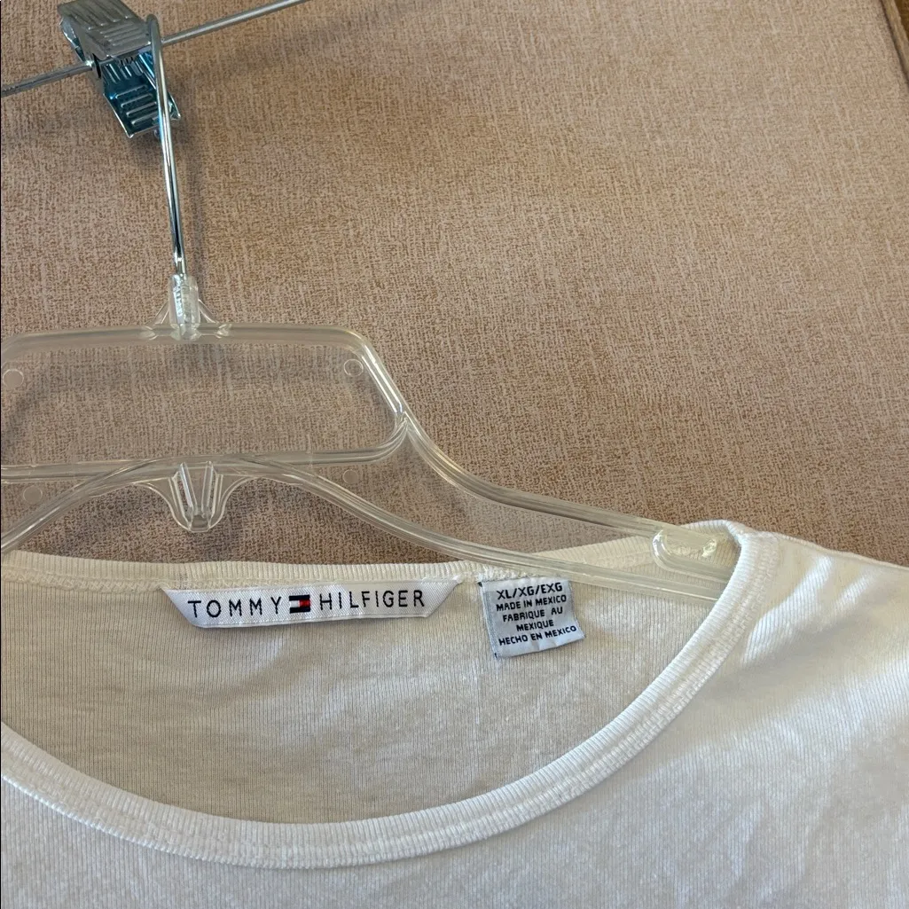 Tommy Hilfiger Long Sleeve Tee XL - Image 3