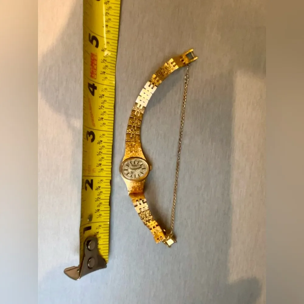 Ladies Seiko Gold Tone Analog Watch - Image 3