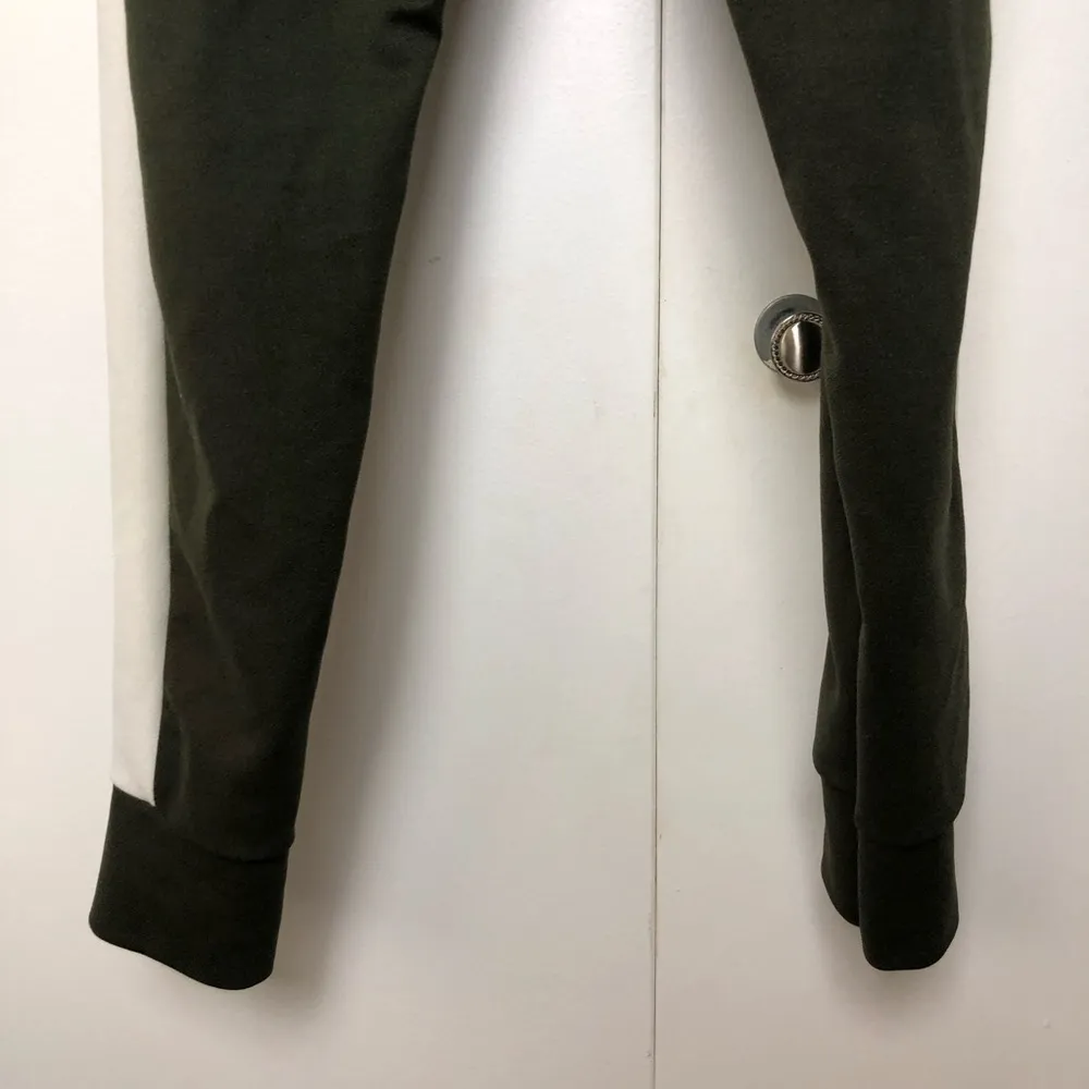 Femme Luxe Cropped Hoodie Jogger 2 Piece Set NWOT - Image 6