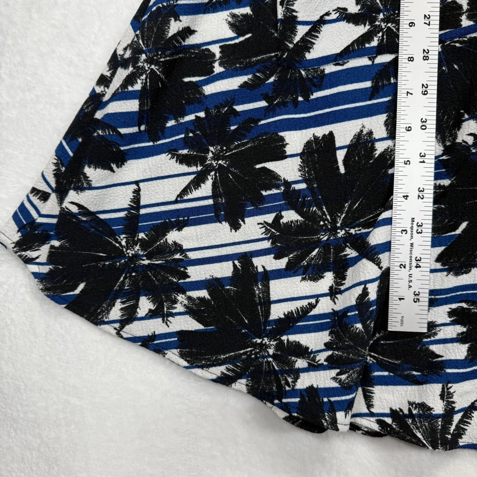 L'AGENCE Fit &‎ Flare Dress Palm Print Sleeveless V-Neck Blue White Size 6 - Image 5