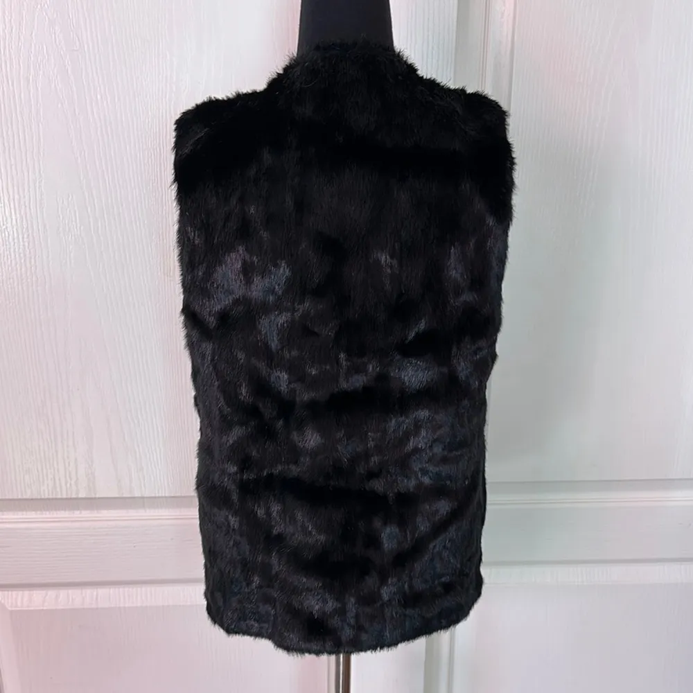 MICHAEL KORS TOGGLE CHAIN VEGAN FAUX FUR VEST Black Size XS - Image 2