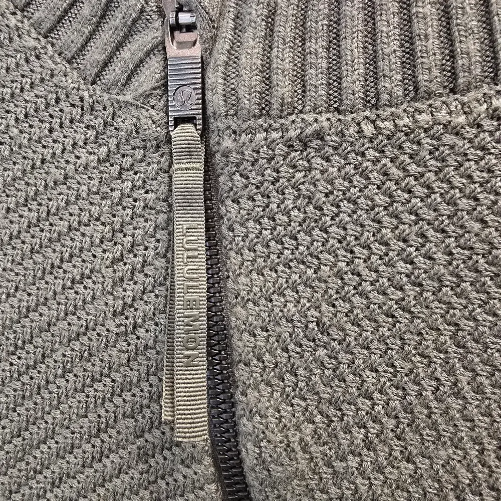 {OS} Lululemon On Thr Go Poncho Sweater Scarf Combo In Grey Sage - Image 7