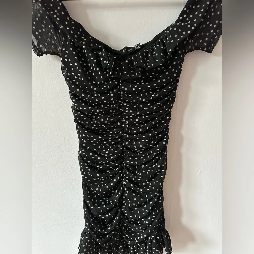 NWT Pretty Little Thing mini dress polka dots black white retro tulle mesh - Image 5