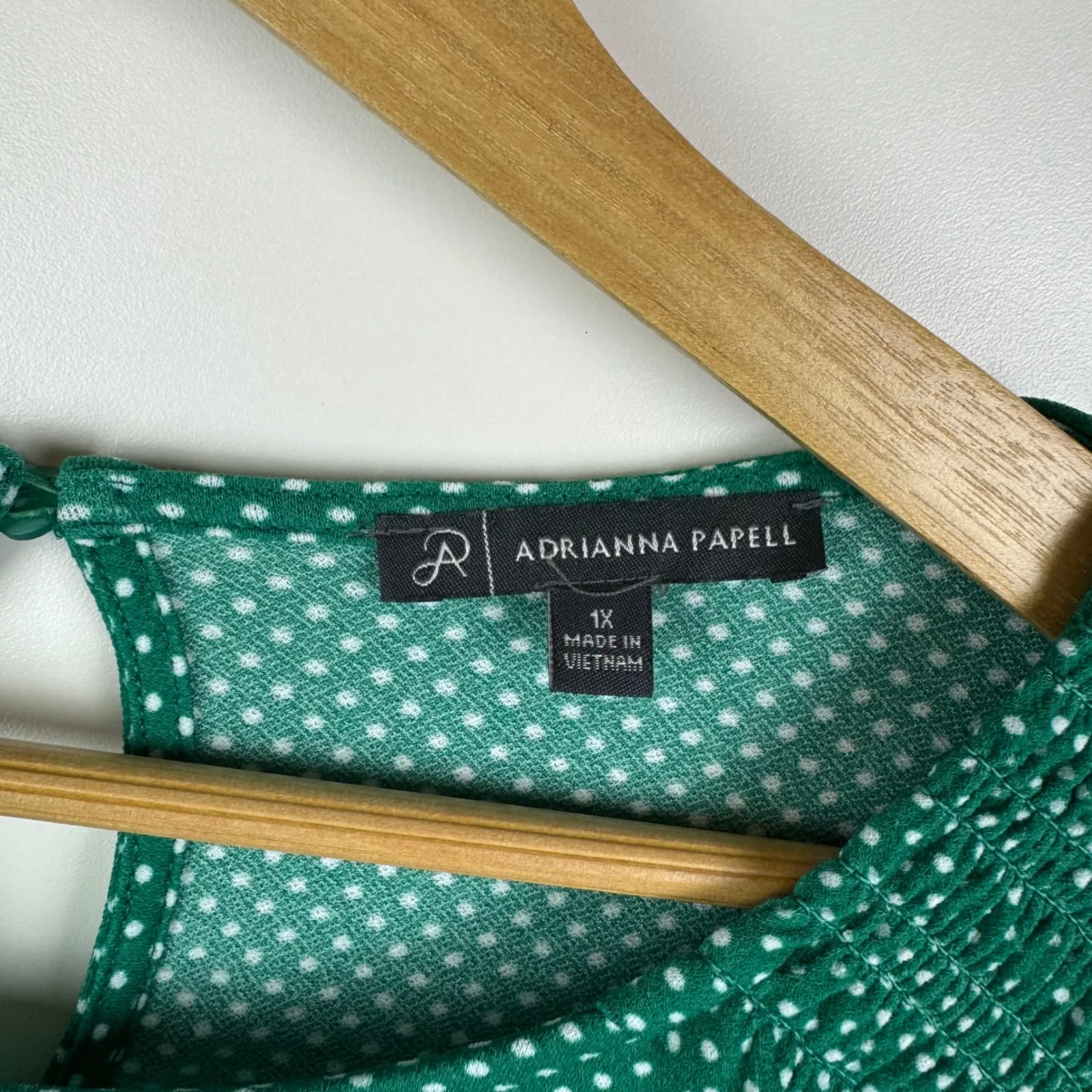 Adrianna‎ Papell Polka Dot Blouse Size 1X Green Office Fall Christmas Holiday - Image 4