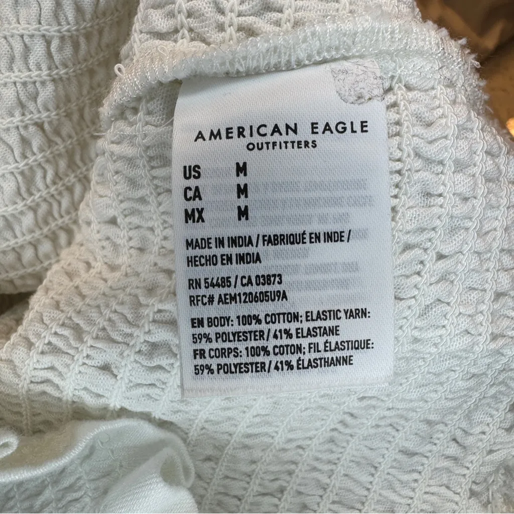American eagle smocked white top size medium - Image 3