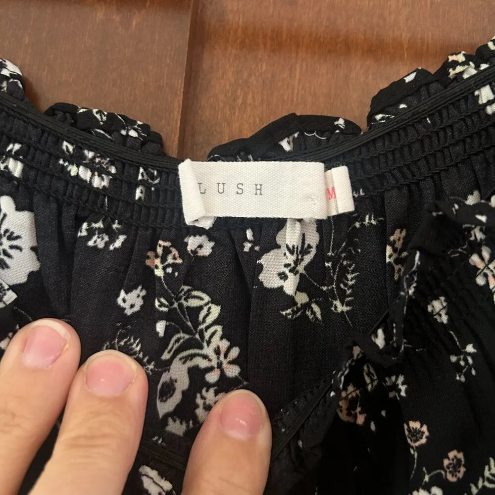 Lush Romper Womens Black Floral On or Off Shoulder 3/4 Sleeve Medium LN - Image 4
