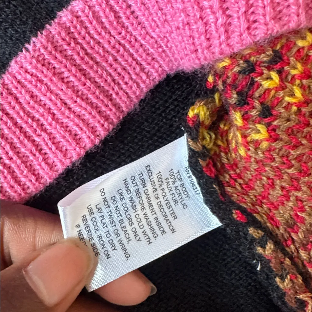 Derek Heart Llama Christmas Sweater SIZE S - Image 3