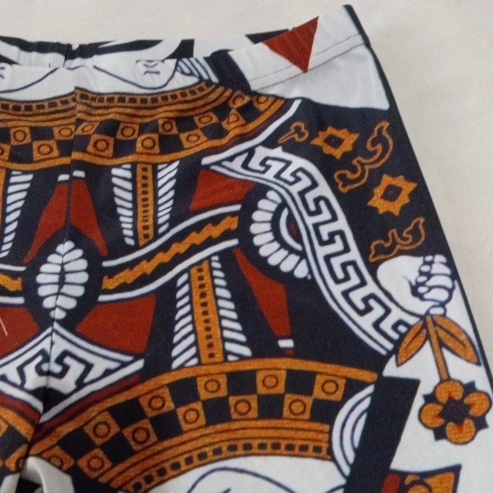 Blackmilk Style Casino Queen Of Hearts Reversible Stretch Leggings - Image 5