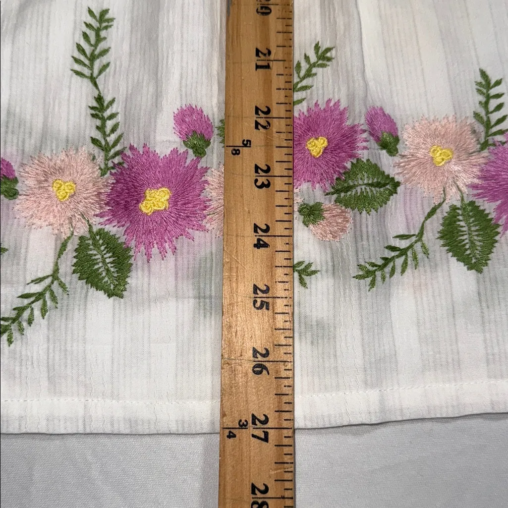 Matilda Jane Enchanted Garden Best-Dressed Embroidered Blouse large floral flaw - Image 5