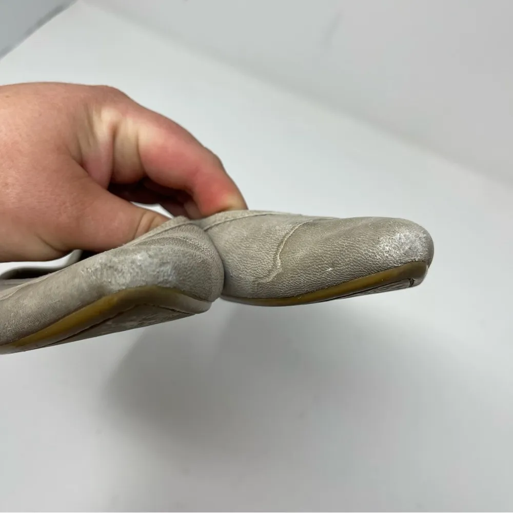 Frye  Regina grey leather pointy toe flats sz 7.5 - Image 6