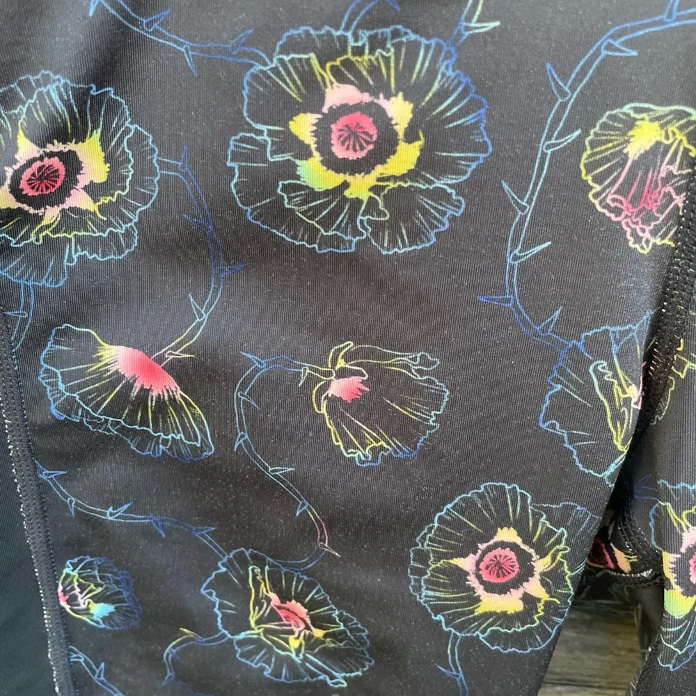 NIKE WOMENS FLORAL RACER LEGGINGS - Image 3