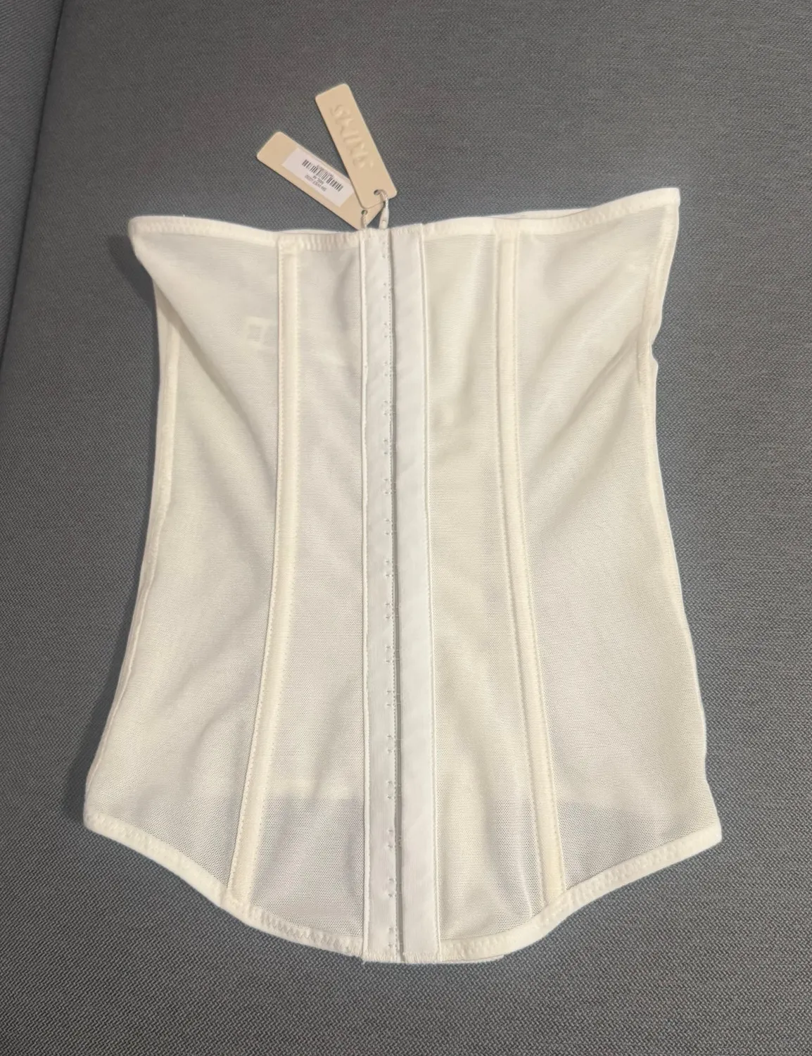 SKIMS Size Medium Marble White Corset Power Mesh Waist Trainer NWT - Image 1