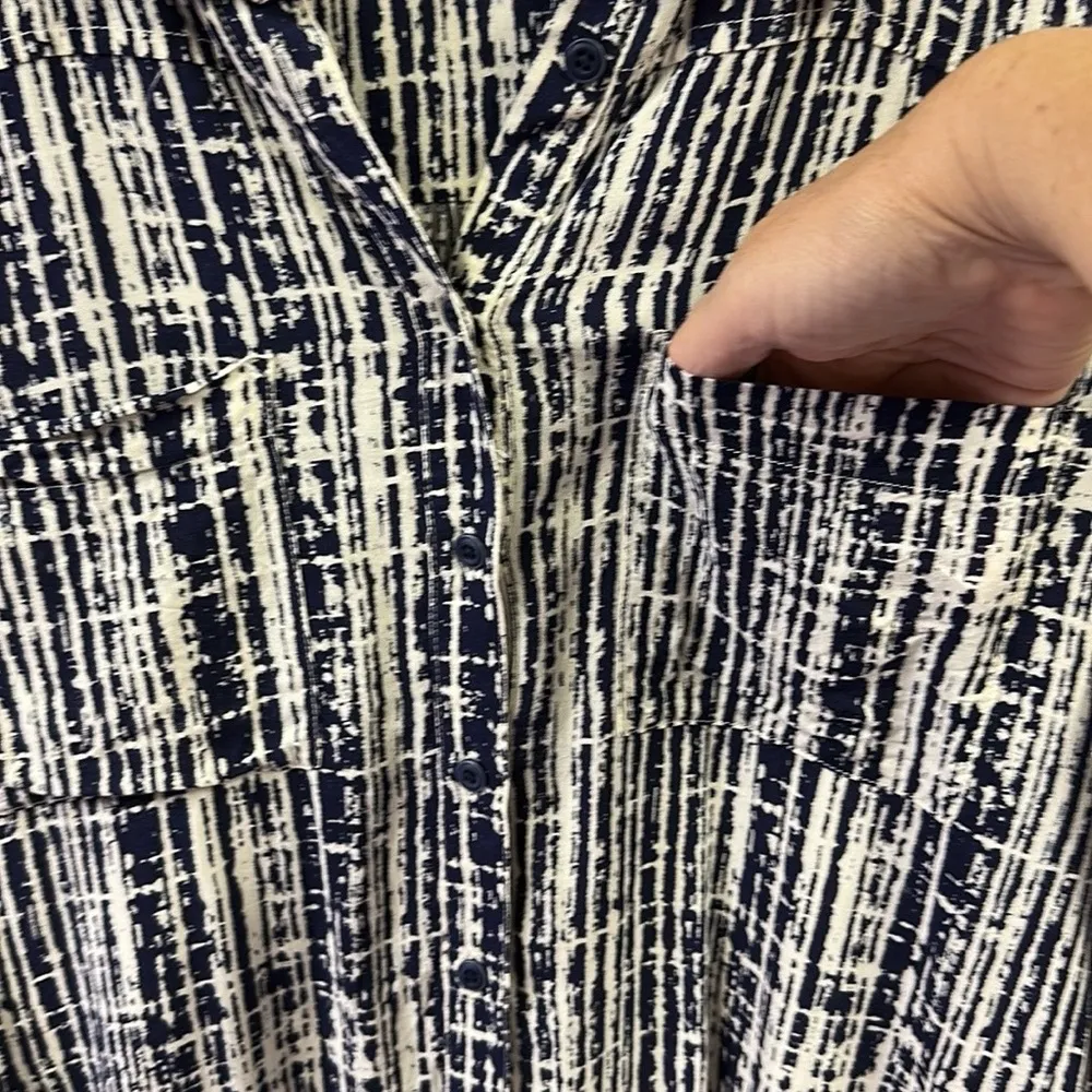 Anthropologie Holding Horses Navy Cream Button Up Long Slv Double Pocket Blouse - Image 9