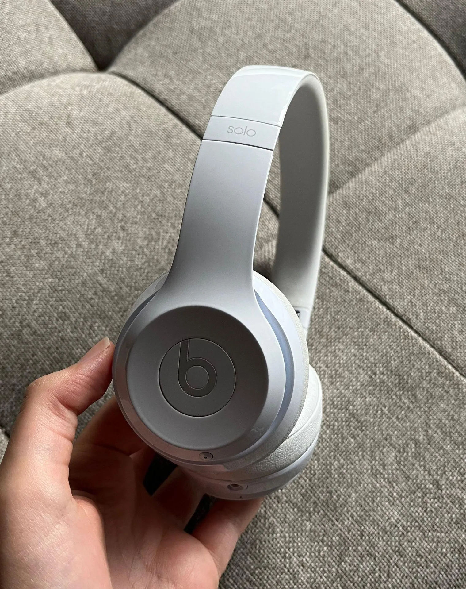 Beats Headphones - Image 2