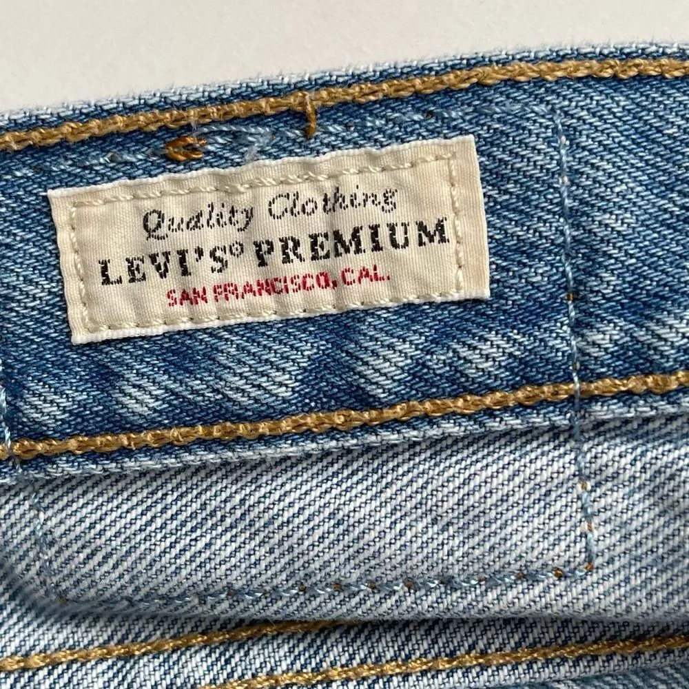 Levi’s Premium 501 Button Fly Destroyed Shorts (Luxorlight) - 31 - Image 13