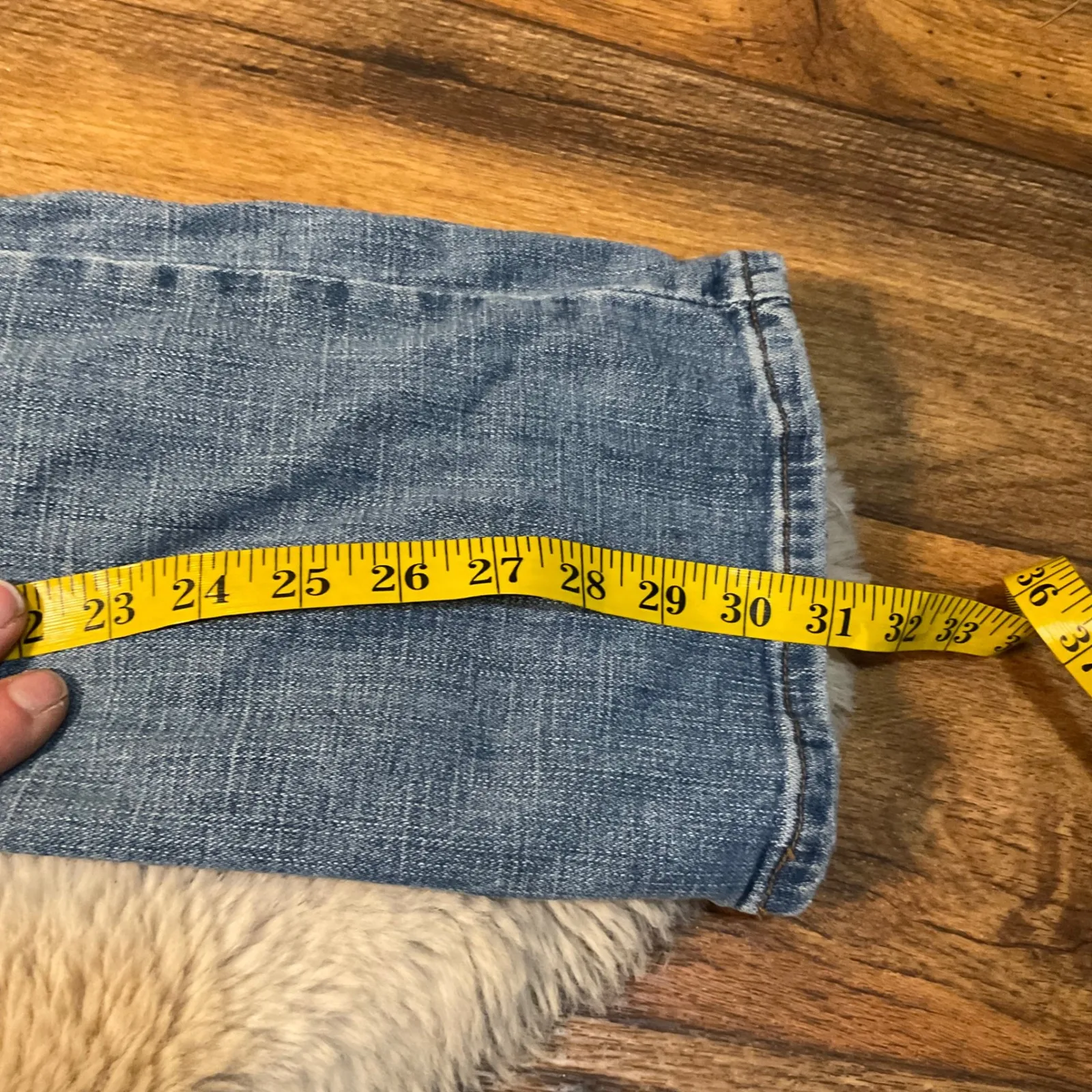 Levi's 545 Low Rise Boot Cut Denim Jeans Size 6 Medium Blue Womens - Image 5