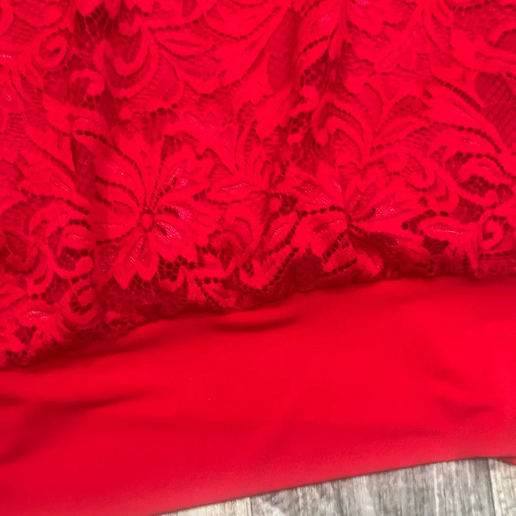 JM Collection Vibrant Red Lace Blouse - Image 3