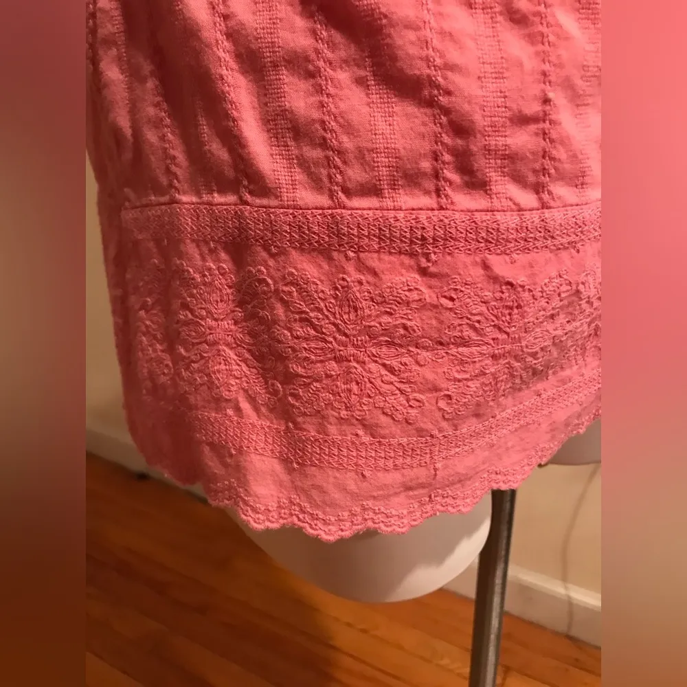 Bit & Bridle Pink Blouse  Snow Flake Design At The Botton Of Blouse Size S - Image 8