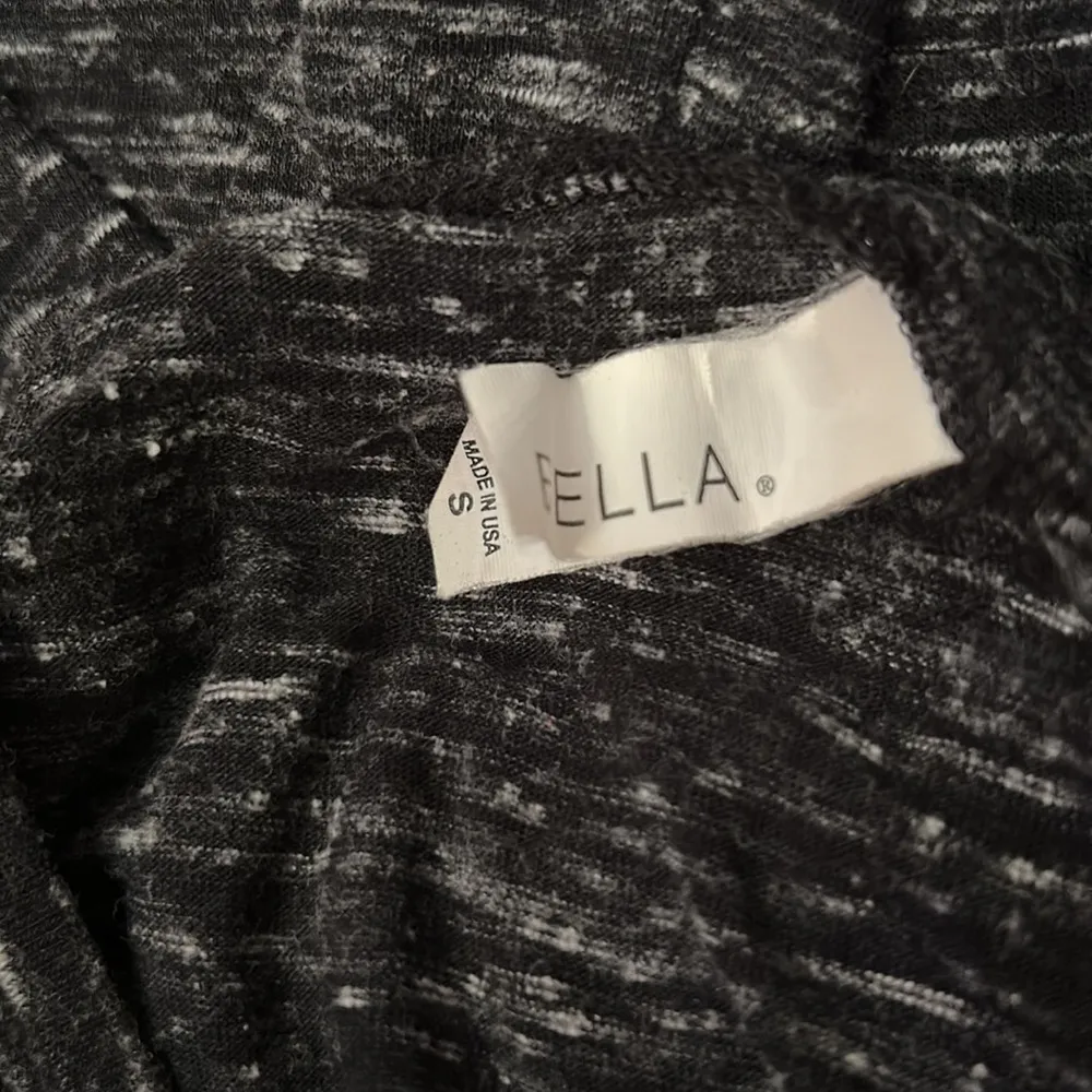 Mimosas Made Me Do It tank size small Gray - Image 8