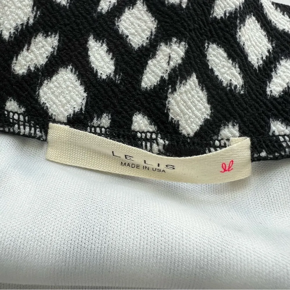 NWOT  geometric print zip pocket detail skirt black white XL stitch fix - Image 8