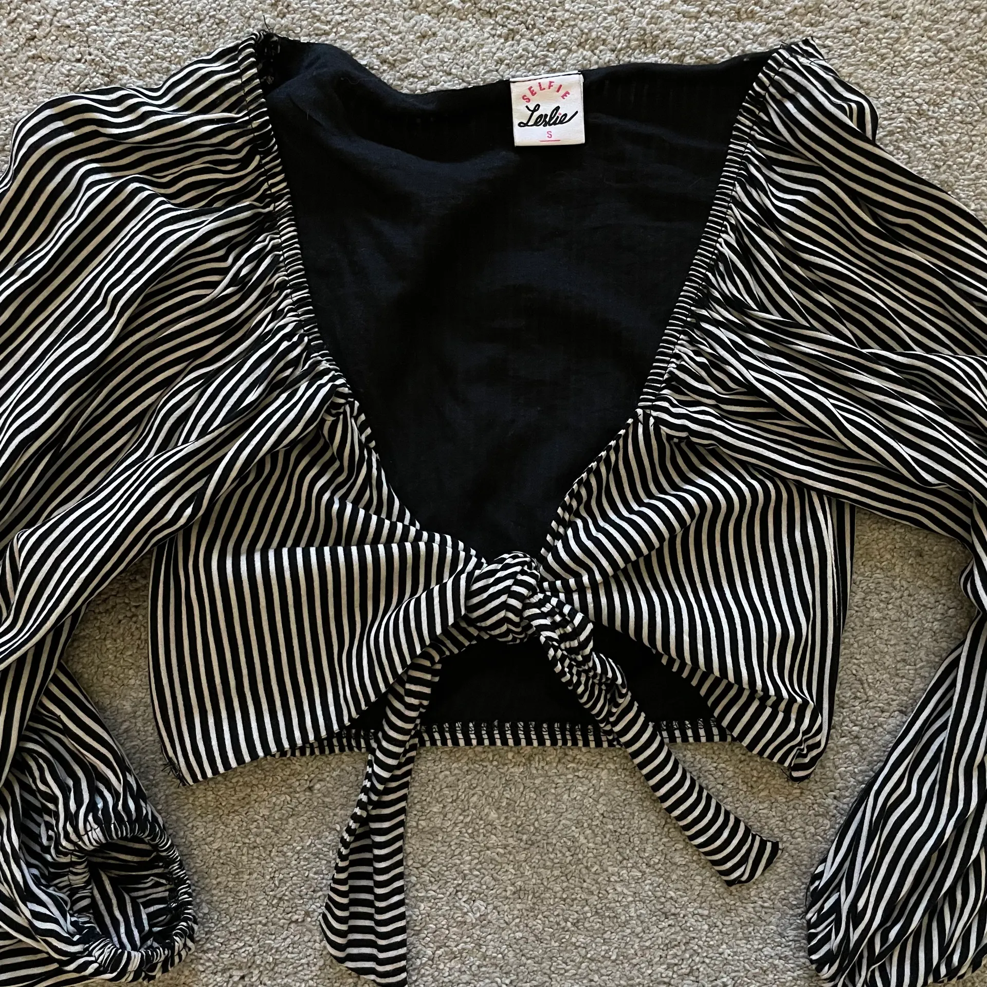 Selfie Leslie Cropped Tie Top - Image 2