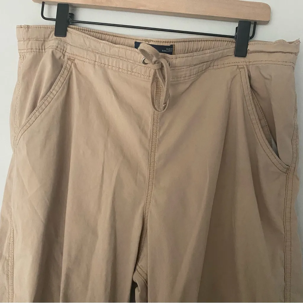 Hollister Pants Women Large Ultra High Rise Baggy Khaki Cargo - Image 5