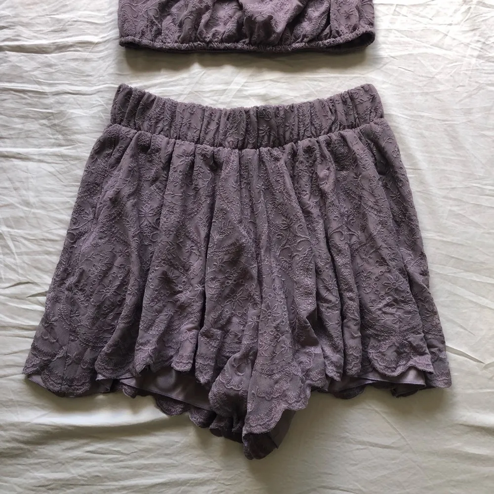 New NWOT Show Me Your Mumu Purple Lace Set - Image 3