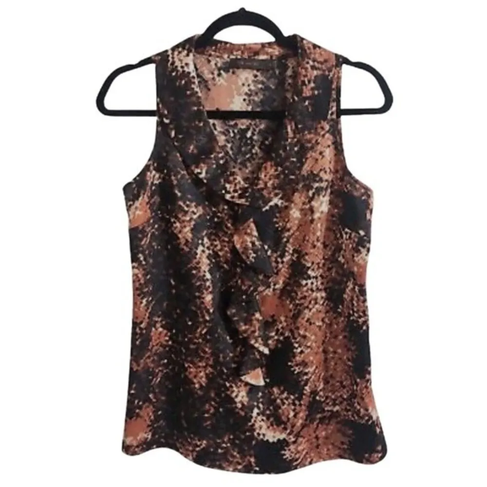 V-neck abstract print satin ruffle top size large - Image 2