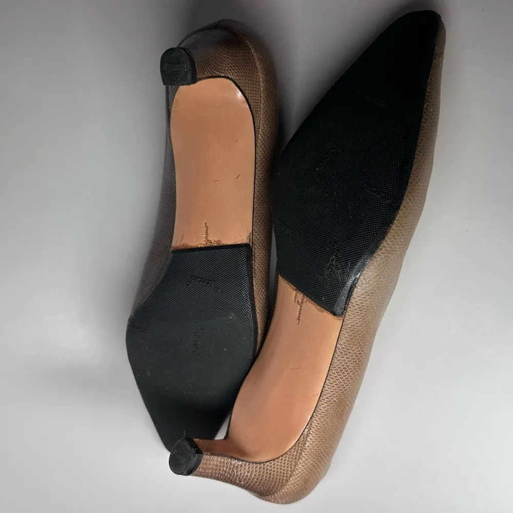 Salvatore Ferragamo Snakeskin Pumps Heels Leather Made in Italy 9 B Vibram Soles - Image 12