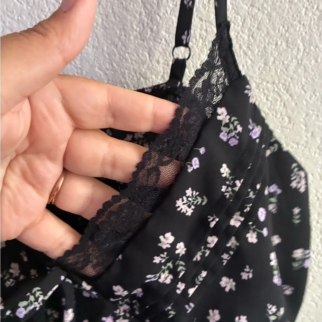 Self 💚E Ditsy Floral Black Lace Trim Cami Top M Size M - Image 7