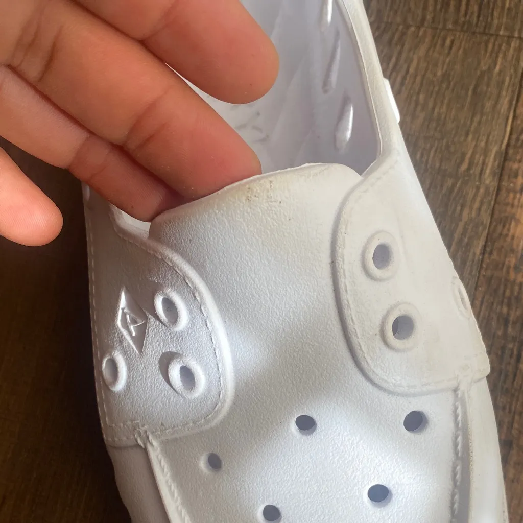 Sperry Slip-On White Water Shoes - Image 8