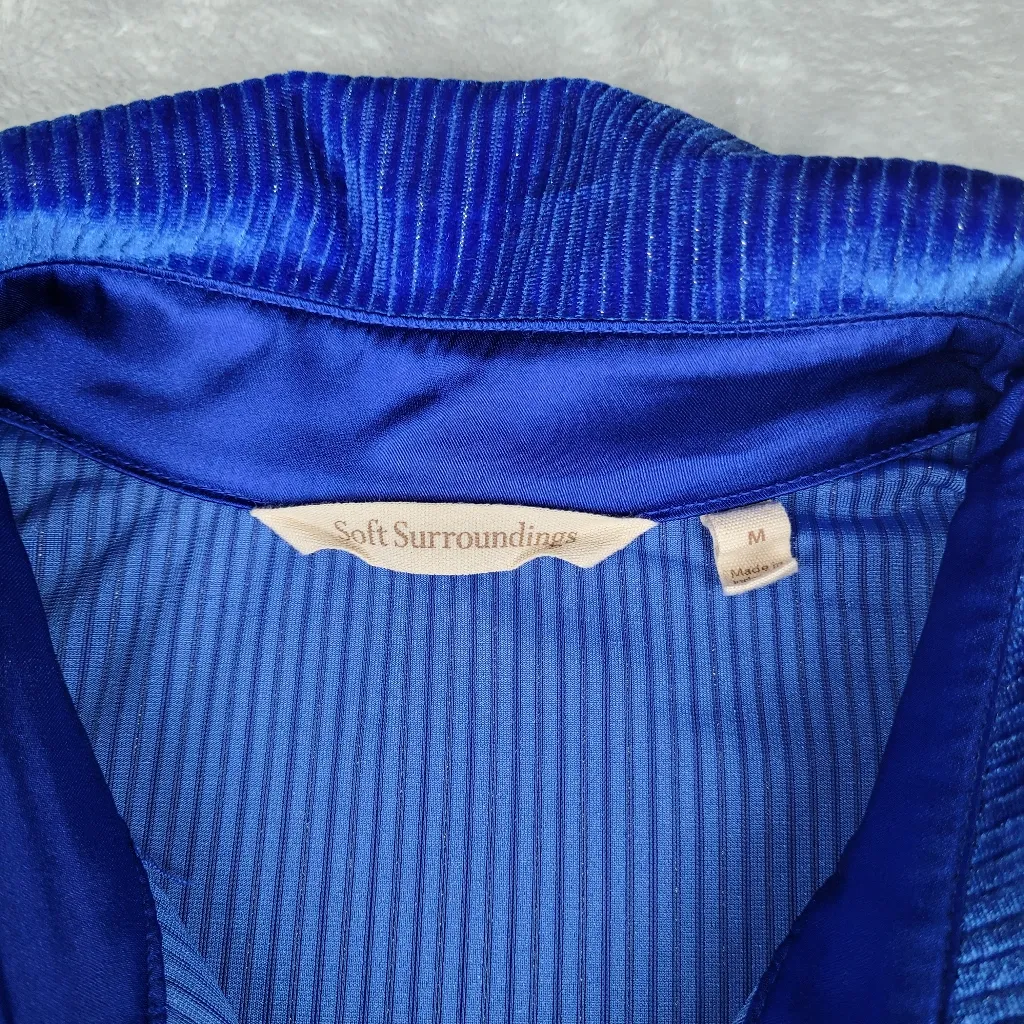 Soft Surroundings Women's Textured Velvet Boyfriend Shirt Sapphire Blue Size M - Image 5