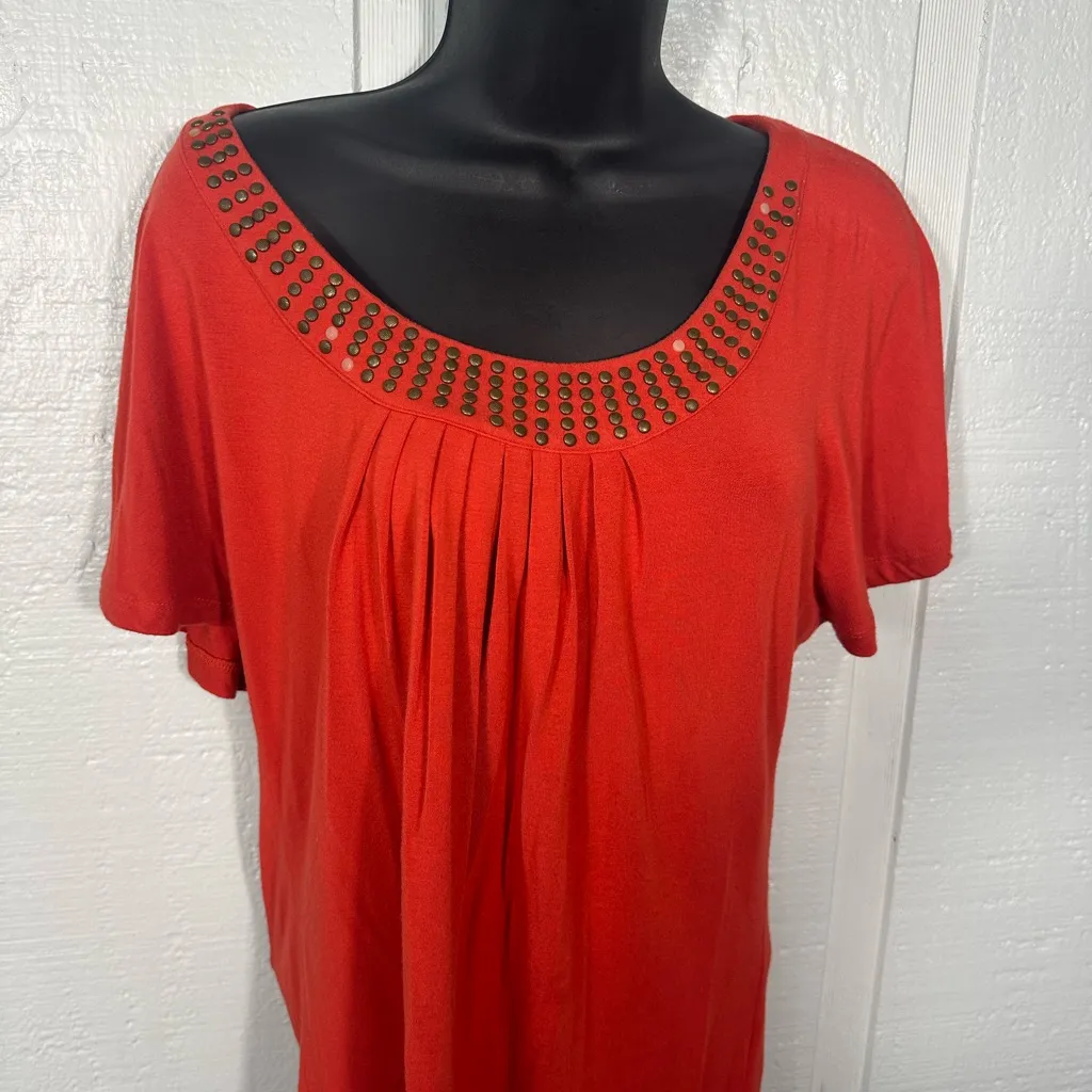 Michael Kors Red Short Sleeve Embellished Neck Top Size Small EUC - Image 4