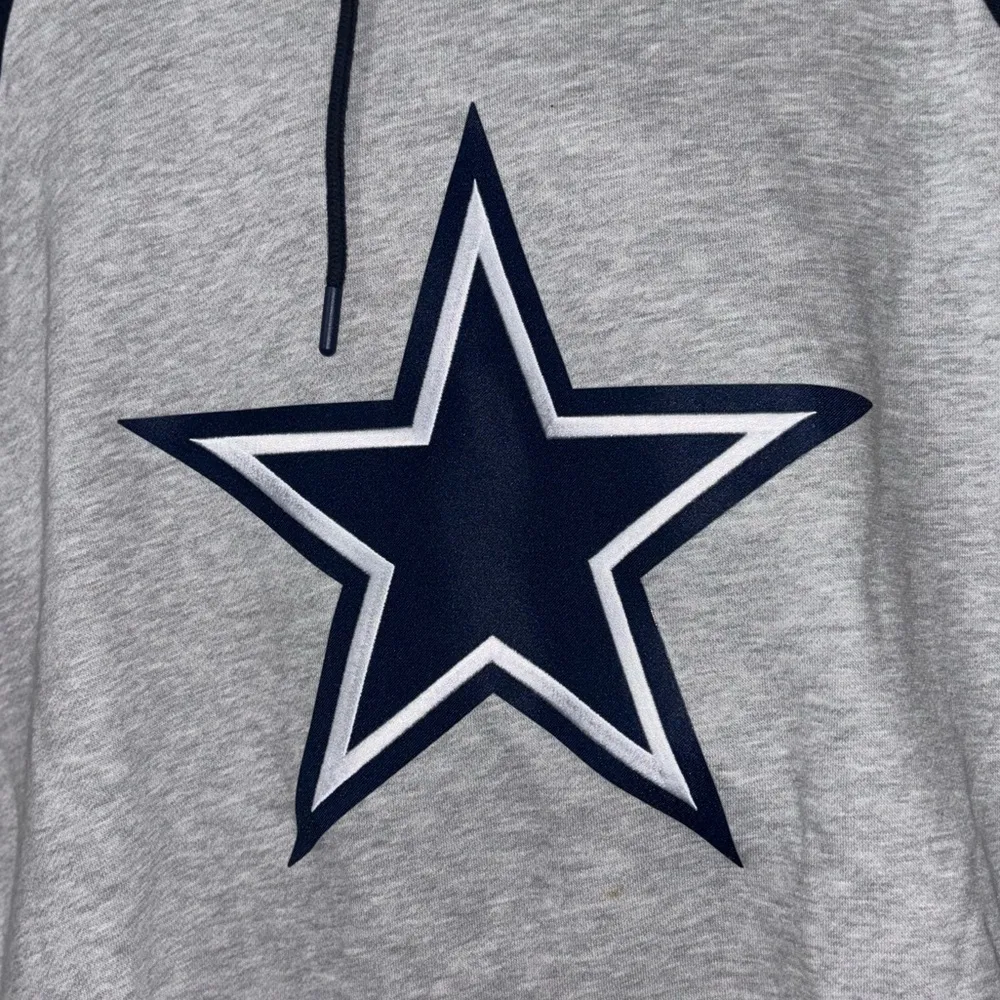 Women’s Heather Gray/Navy Dallas Cowboys Pullover Hoodie/Large - Image 4