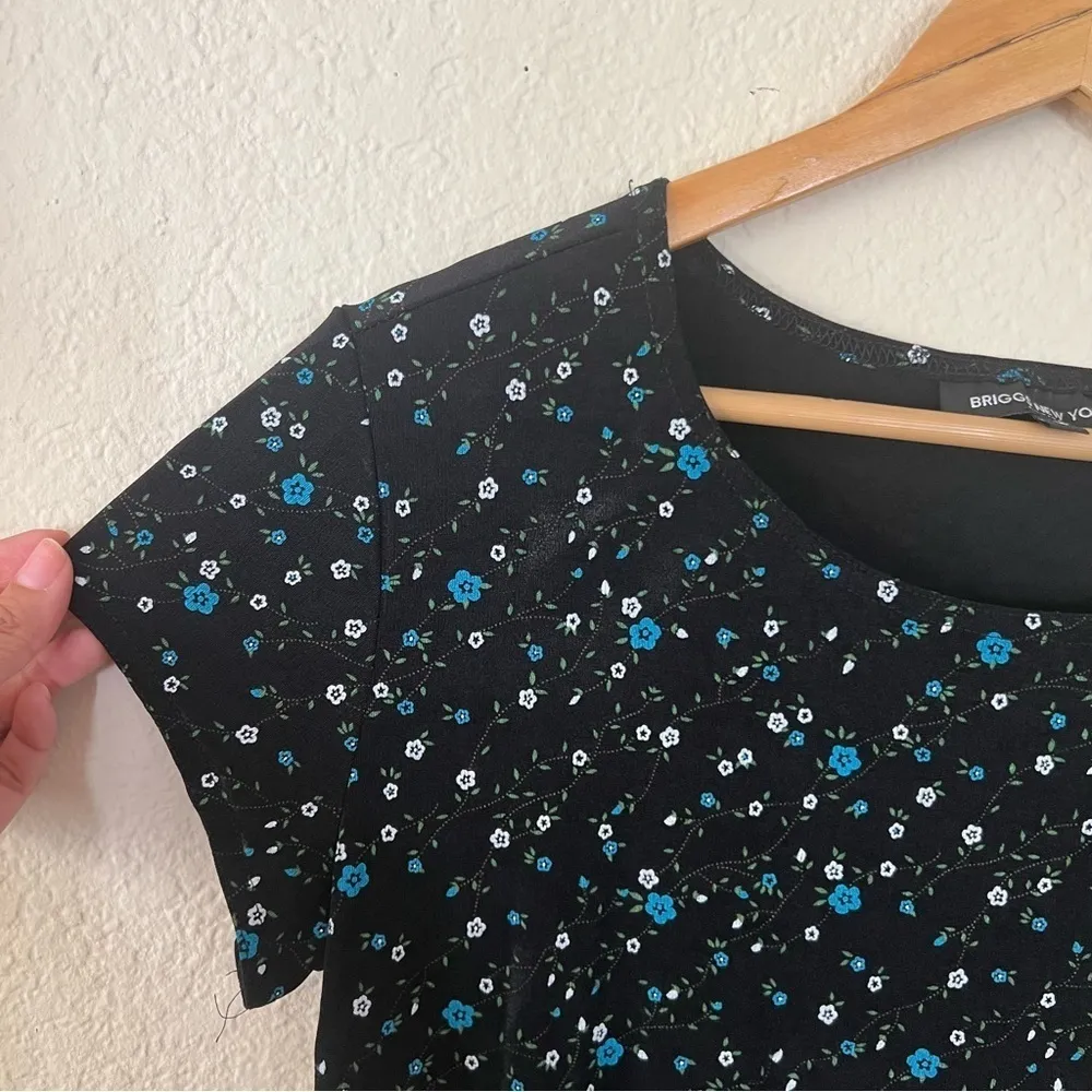 Briggs Stretch dressy floral blouse Size LP - Image 2