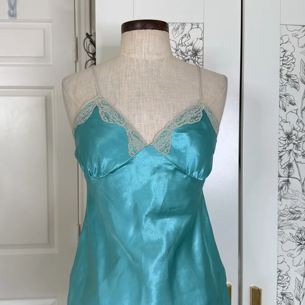 Xhilaration vintage y2& satin lace trim tank - Image 7