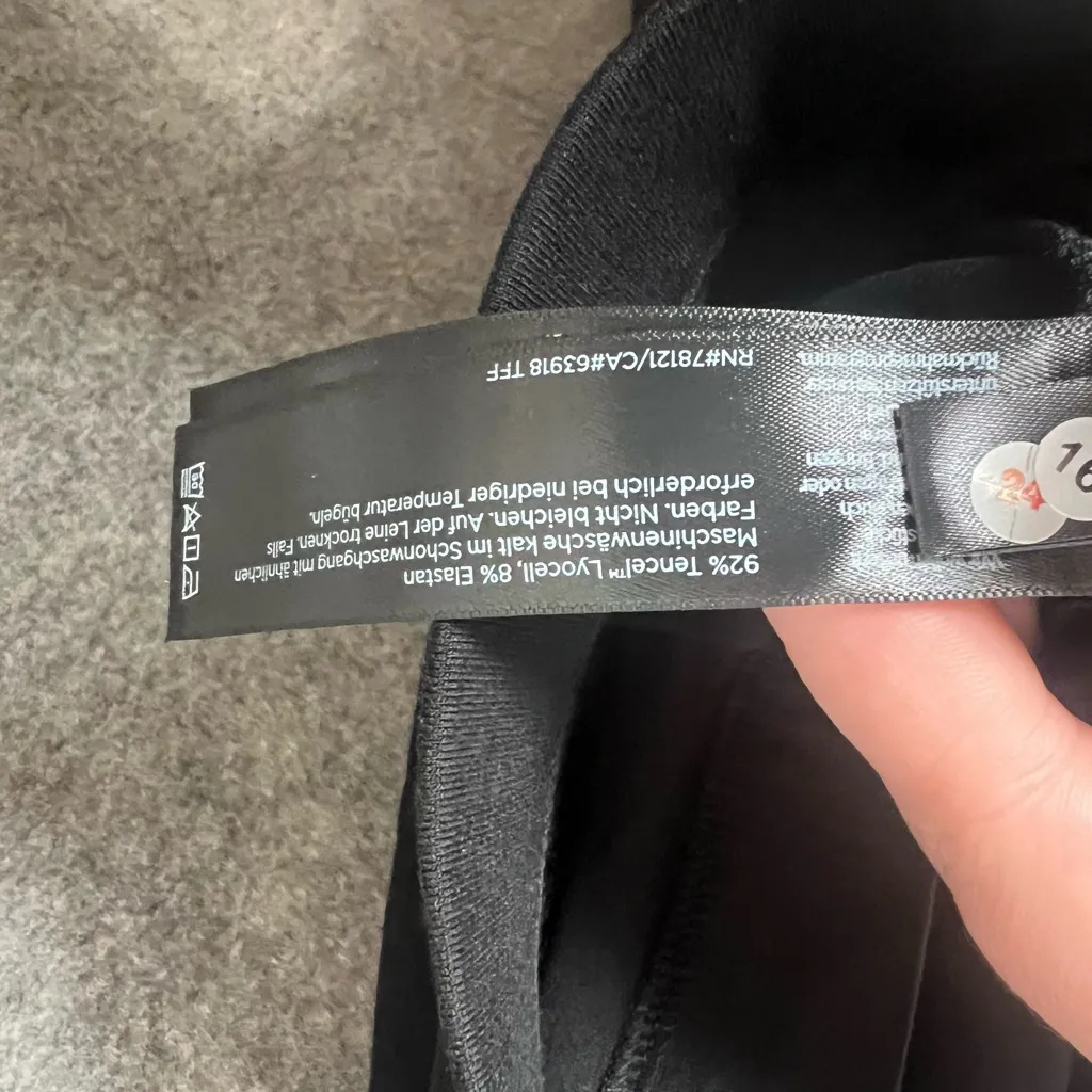 Eileen Fisher Woman Size 3X slouch ankle Elegant Black Dress Pants - Image 4