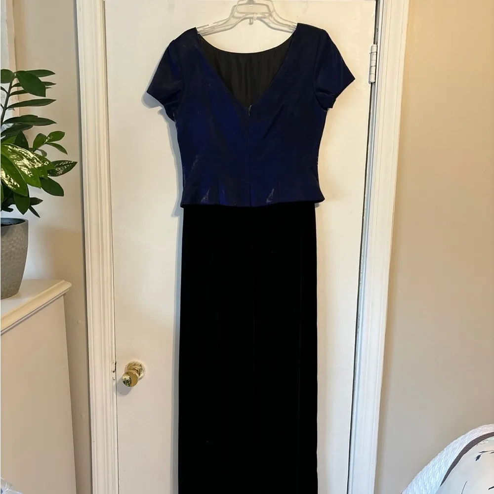 velvet elegant maxi dress Black Size 10 - Image 3
