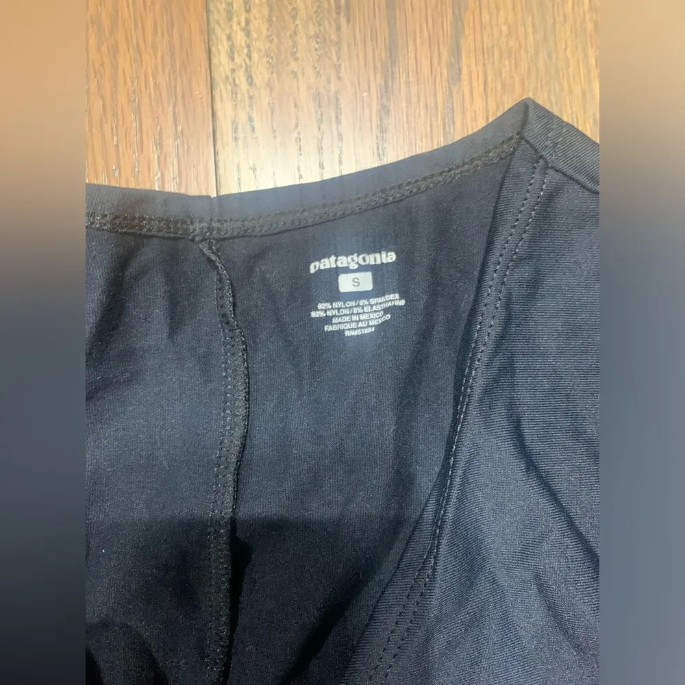 Patagonia Banda black dress small - Image 2