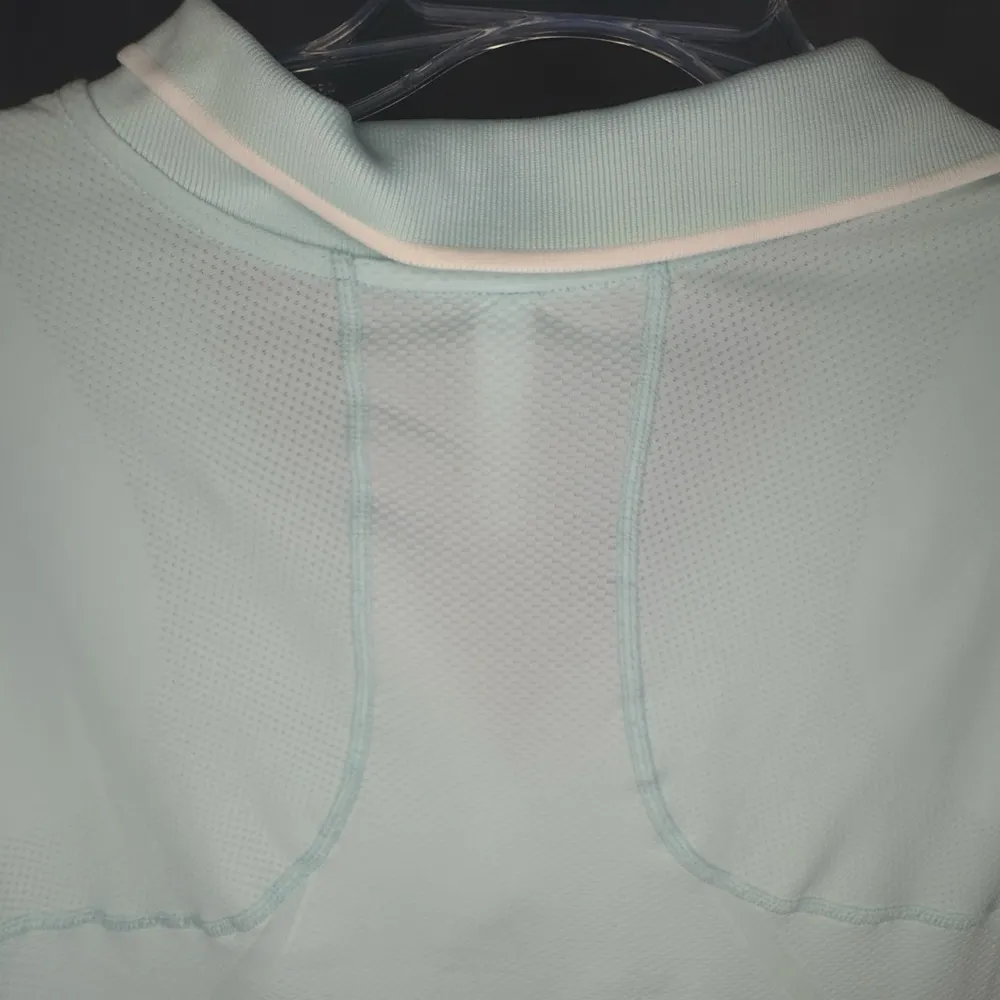 Athleta Light Blue White Collared Golf Shirt size Medium - Image 3