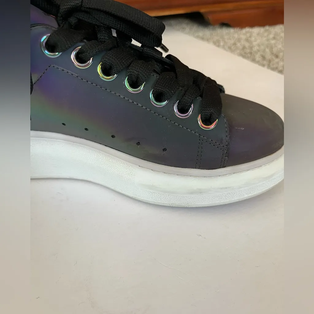 Alexander McQueen Oversized Sneakers in Gray Iridescent Women’s Size 38.5/8.5 - Image 16