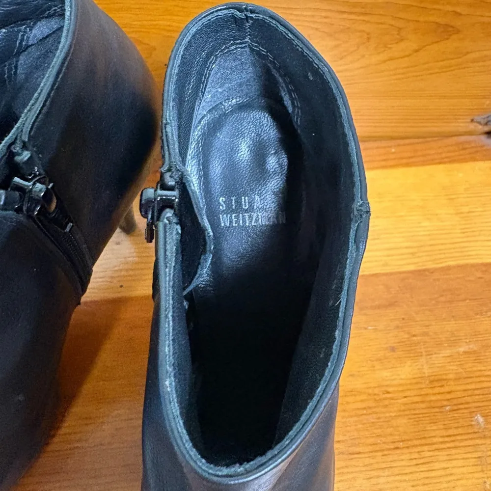 Stuart Weitzman Stuart weitzmen leather ankle bootie heels size 8 like new - Image 12