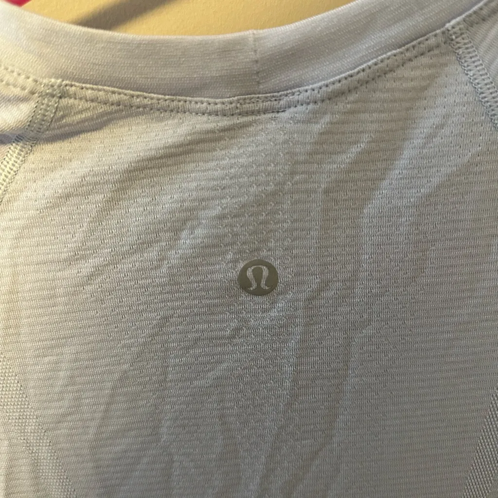 Swiftly tech Lululemon top - Image 3