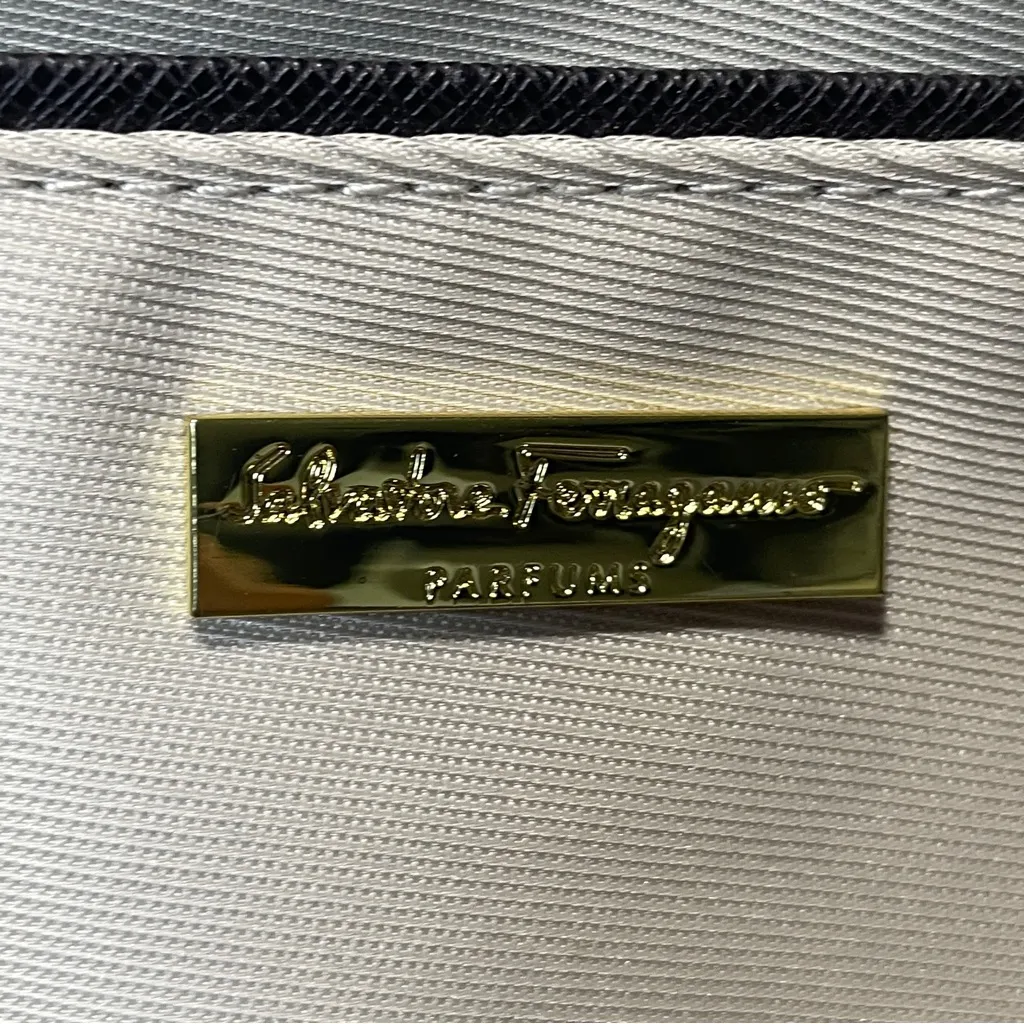 Salvatore Ferragamo Saudia Ivory Travel Cosmetic Bag‎ - Image 3