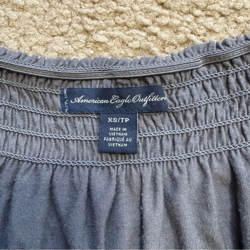 American Eagle vintage Y2K boho embroidered off the shoulder gray top, size XS - Image 3